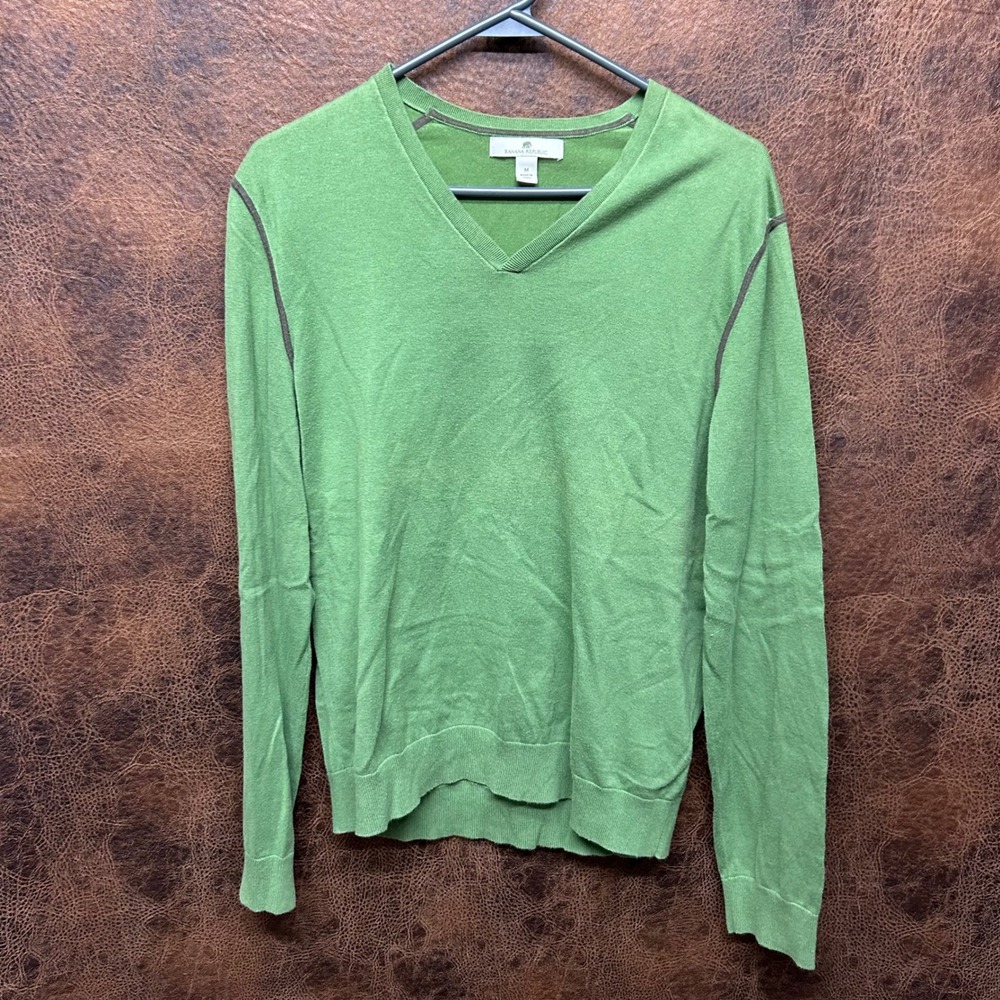 Banana Republic Mens Medium Golf V-Neck Knit Sweater Long‎ Sleeve Grass Green
